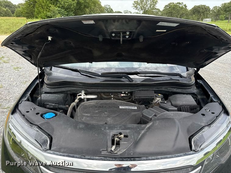 image for item DW5136 2016 Honda Pilot  SUV