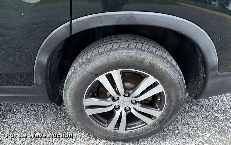 image for item DW5136 2016 Honda Pilot  SUV