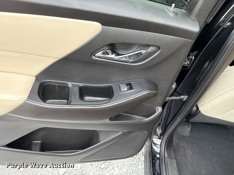 image for item DW5137 2023 Chevrolet Traverse SUV