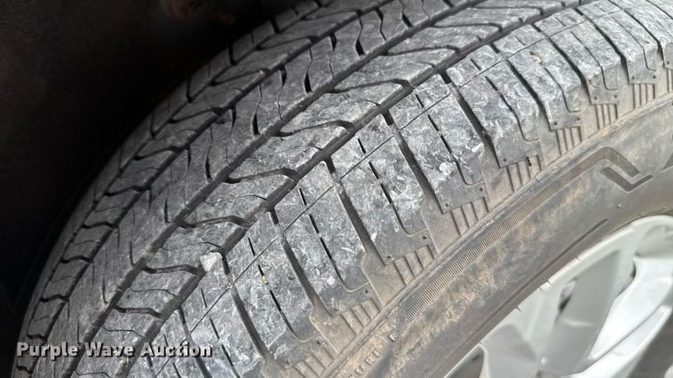 image for item DW5137 2023 Chevrolet Traverse SUV