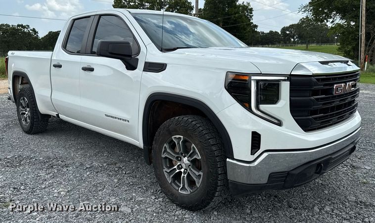 image for item DW5138 2023 GMC Sierra 1500 Double Cab pickup truck