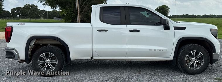 image for item DW5138 2023 GMC Sierra 1500 Double Cab pickup truck