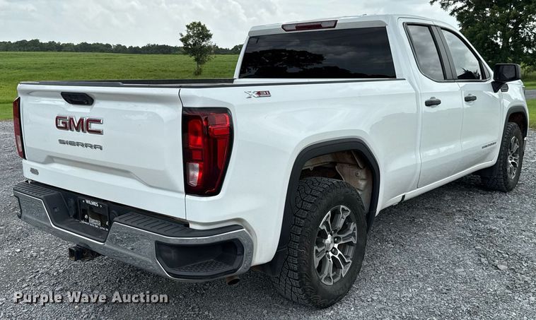 image for item DW5138 2023 GMC Sierra 1500 Double Cab pickup truck