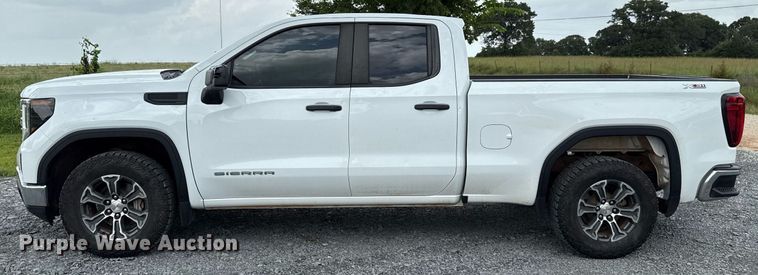 image for item DW5138 2023 GMC Sierra 1500 Double Cab pickup truck