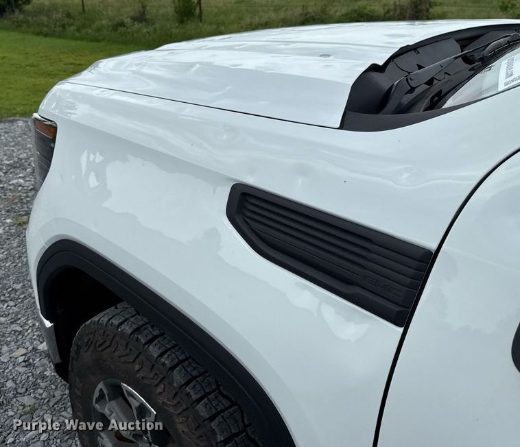 image for item DW5138 2023 GMC Sierra 1500 Double Cab pickup truck