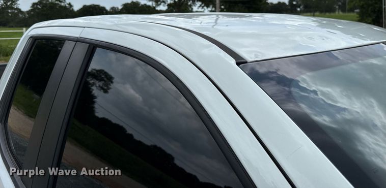 image for item DW5138 2023 GMC Sierra 1500 Double Cab pickup truck