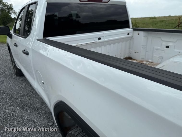 image for item DW5138 2023 GMC Sierra 1500 Double Cab pickup truck