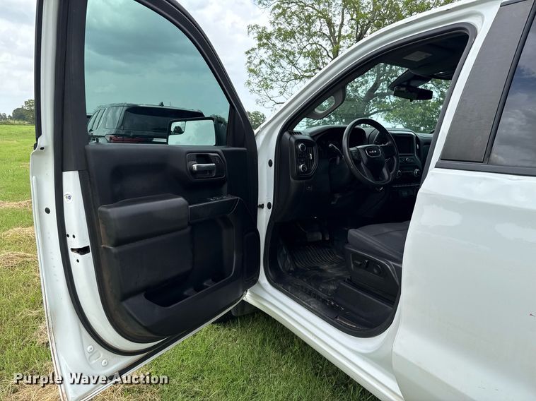 image for item DW5138 2023 GMC Sierra 1500 Double Cab pickup truck