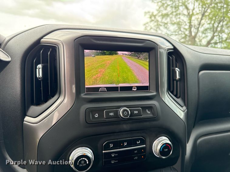 image for item DW5138 2023 GMC Sierra 1500 Double Cab pickup truck