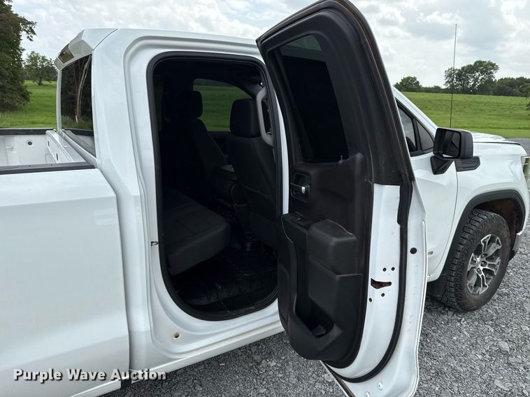 image for item DW5138 2023 GMC Sierra 1500 Double Cab pickup truck