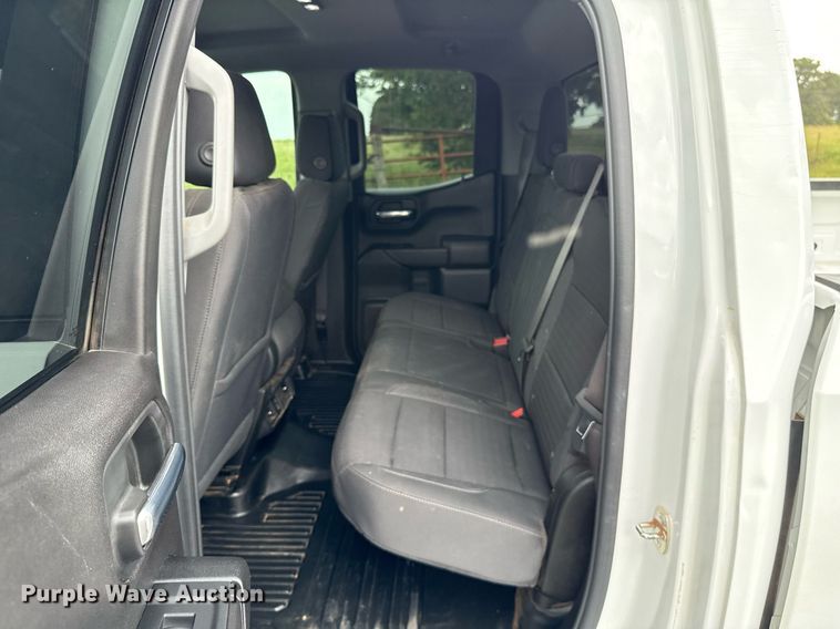 image for item DW5138 2023 GMC Sierra 1500 Double Cab pickup truck