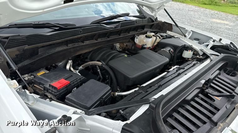 image for item DW5138 2023 GMC Sierra 1500 Double Cab pickup truck