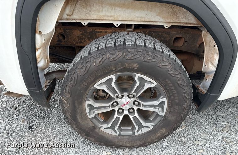 image for item DW5138 2023 GMC Sierra 1500 Double Cab pickup truck