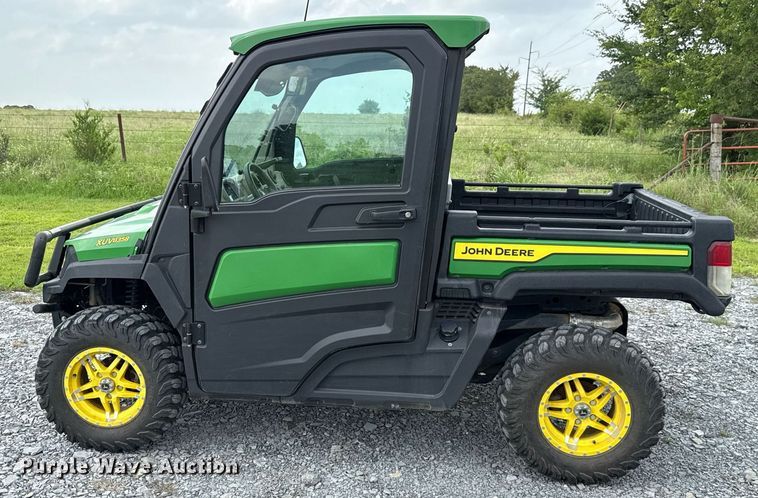 image for item DW5139 2022 John Deere XUV835R utility vehicle