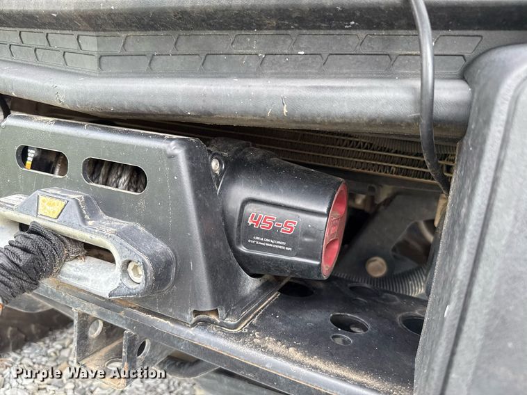 image for item DW5139 2022 John Deere XUV835R utility vehicle