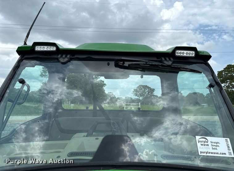 image for item DW5139 2022 John Deere XUV835R utility vehicle