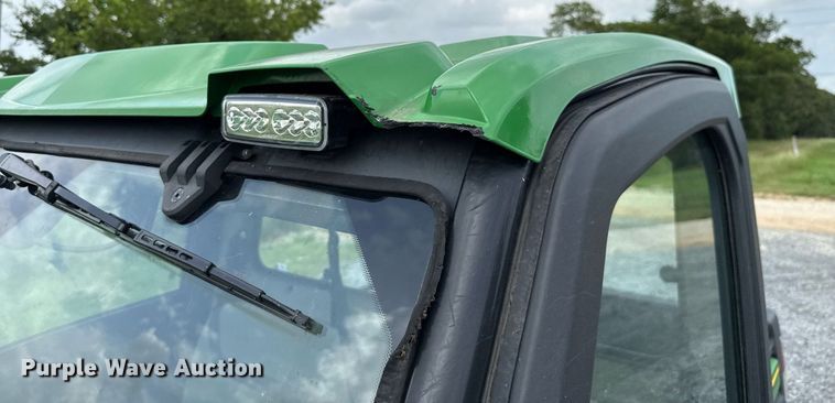 image for item DW5139 2022 John Deere XUV835R utility vehicle