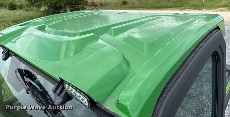 image for item DW5139 2022 John Deere XUV835R utility vehicle