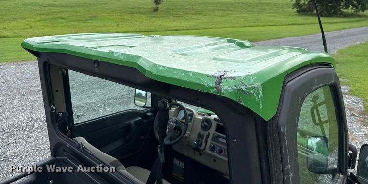 image for item DW5139 2022 John Deere XUV835R utility vehicle