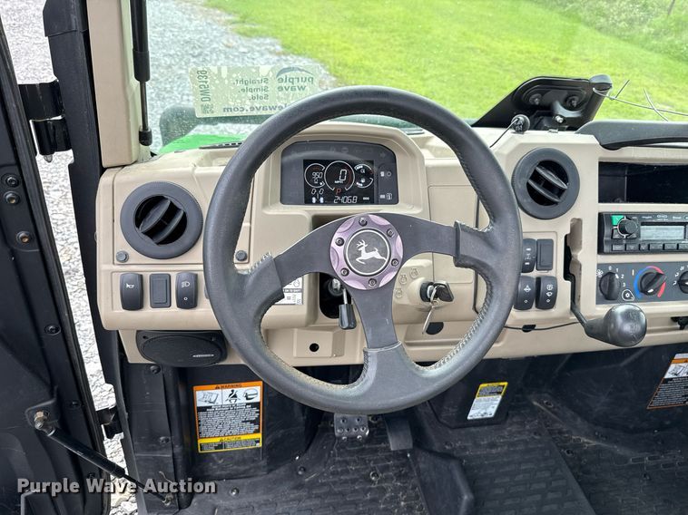 image for item DW5139 2022 John Deere XUV835R utility vehicle