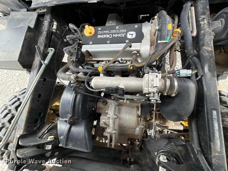 image for item DW5139 2022 John Deere XUV835R utility vehicle