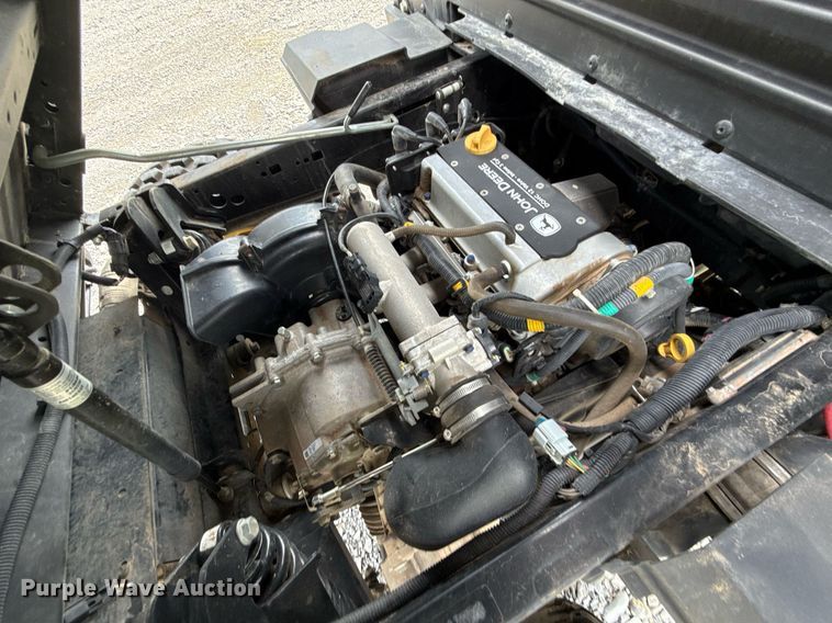 image for item DW5139 2022 John Deere XUV835R utility vehicle