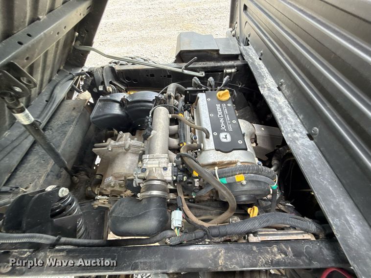 image for item DW5139 2022 John Deere XUV835R utility vehicle