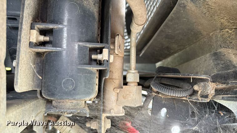 image for item DW5139 2022 John Deere XUV835R utility vehicle