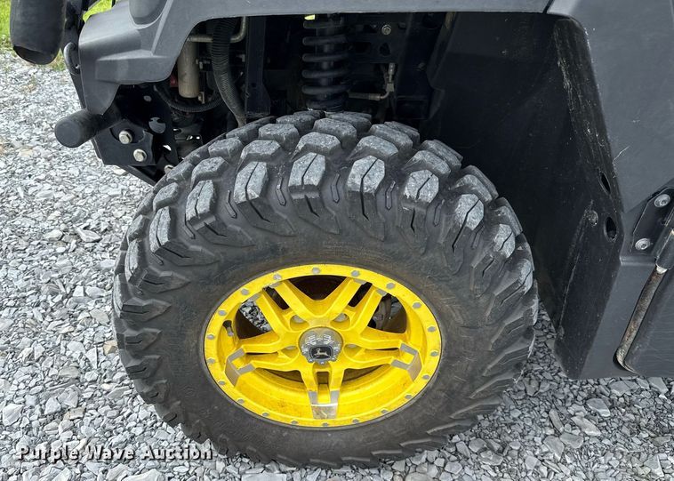 image for item DW5139 2022 John Deere XUV835R utility vehicle