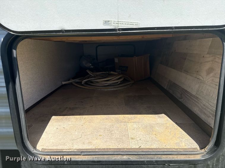 image for item DW5144 2021 Coleman  Keystone CM334BH21 camper