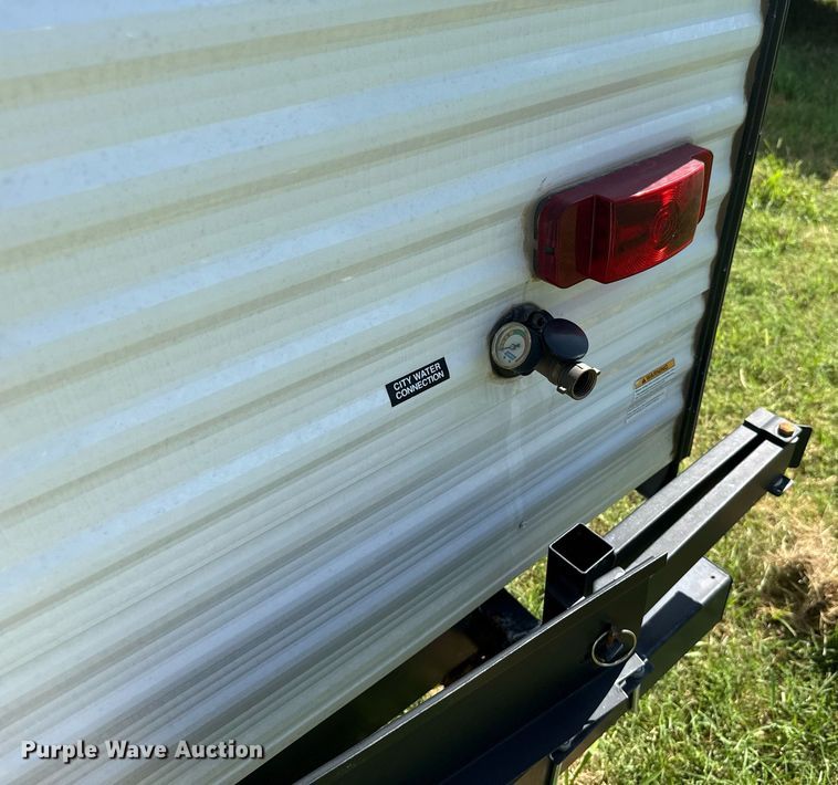 image for item DW5144 2021 Coleman  Keystone CM334BH21 camper