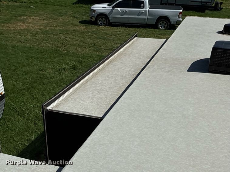 image for item DW5144 2021 Coleman  Keystone CM334BH21 camper