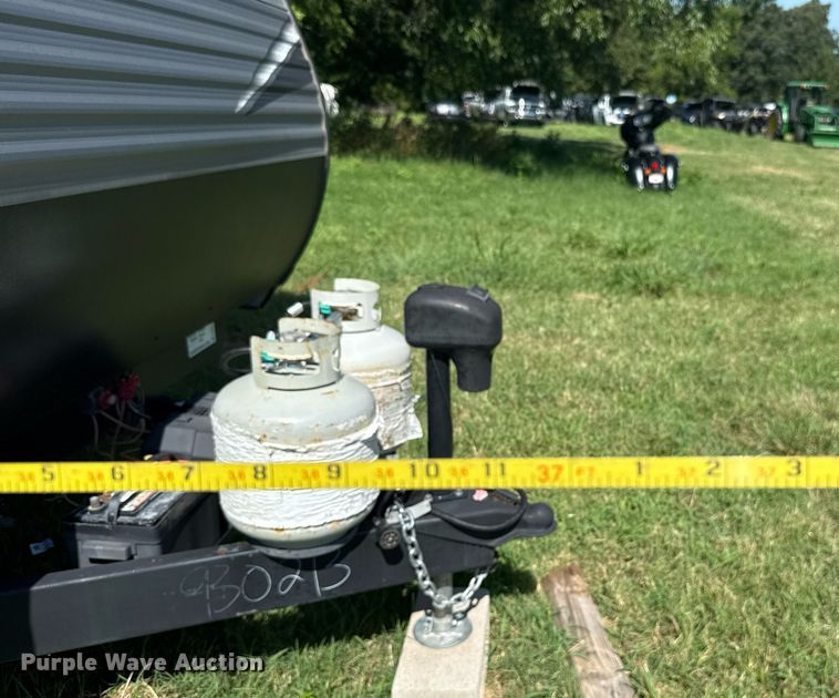 image for item DW5144 2021 Coleman  Keystone CM334BH21 camper