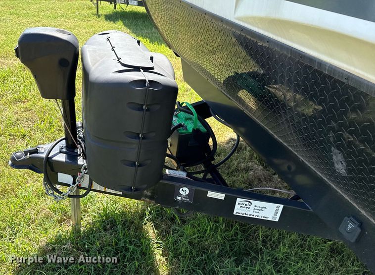 image for item DW5145 2021 Mallard Coach  M32 camper