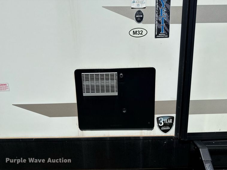 image for item DW5145 2021 Mallard Coach  M32 camper