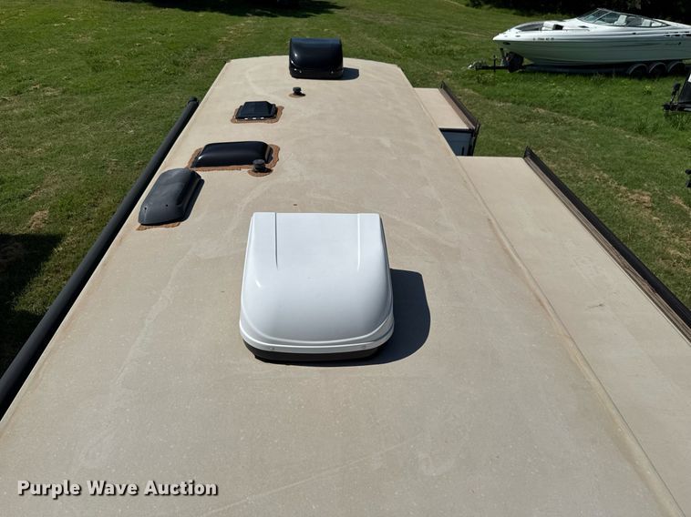 image for item DW5145 2021 Mallard Coach  M32 camper