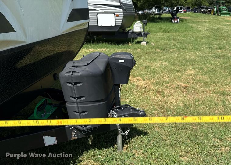 image for item DW5145 2021 Mallard Coach  M32 camper