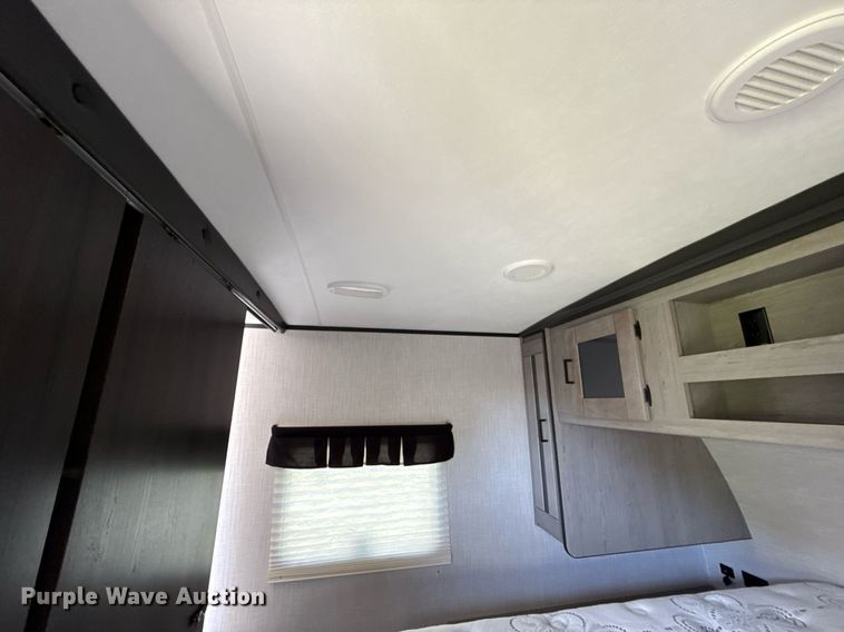 image for item DW5145 2021 Mallard Coach  M32 camper