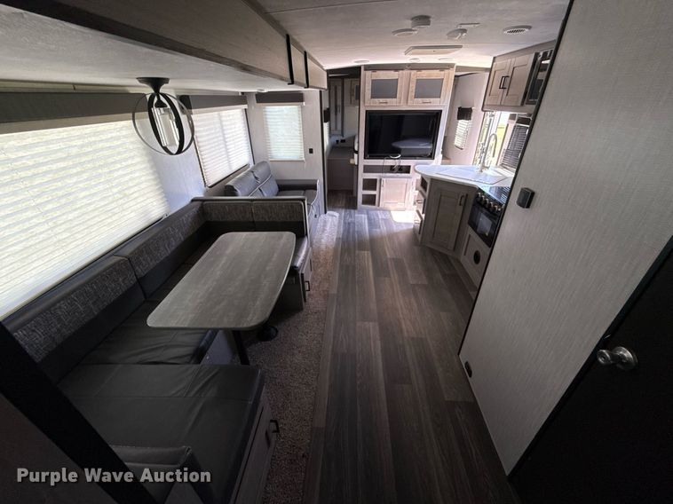 image for item DW5145 2021 Mallard Coach  M32 camper