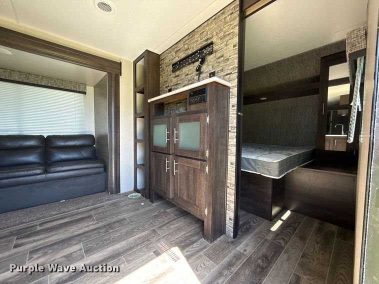 image for item DW5146 2019 KZ Sportsman 271 BH SE  camper