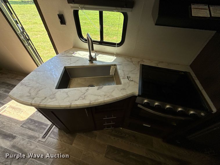 image for item DW5146 2019 KZ Sportsman 271 BH SE  camper