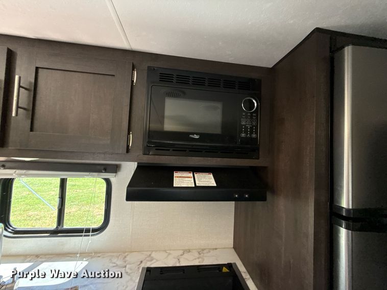 image for item DW5146 2019 KZ Sportsman 271 BH SE  camper