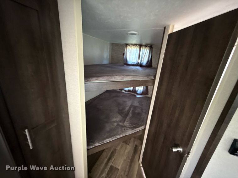 image for item DW5146 2019 KZ Sportsman 271 BH SE  camper