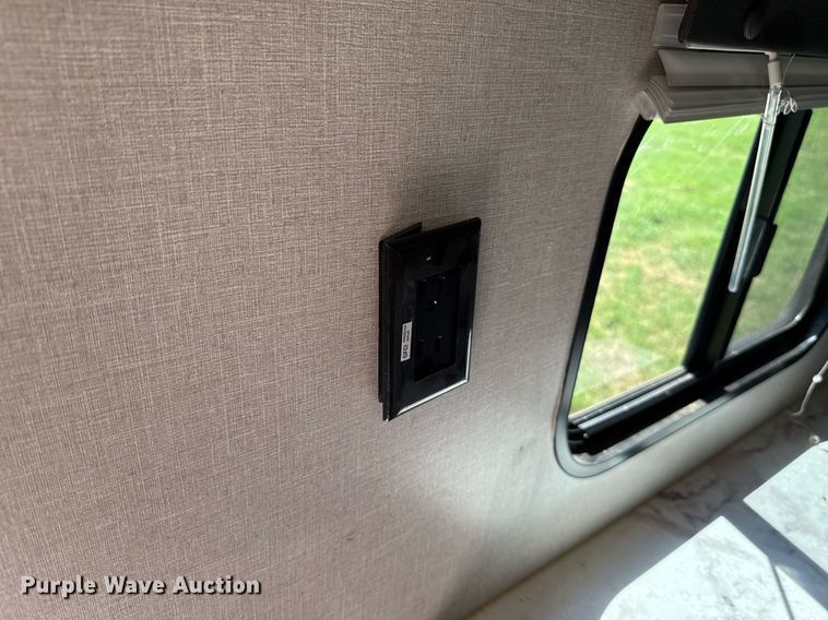 image for item DW5146 2019 KZ Sportsman 271 BH SE  camper