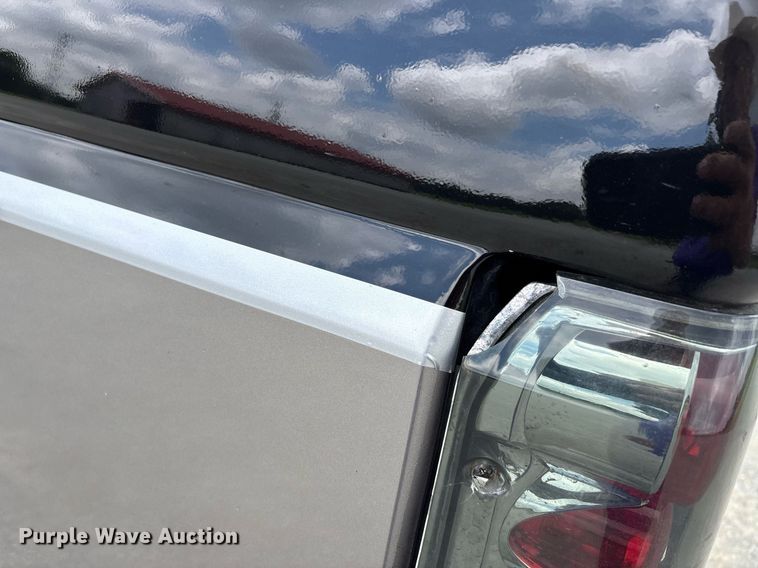 image for item DW7183 1988 Ford F150 XLT pickup truck