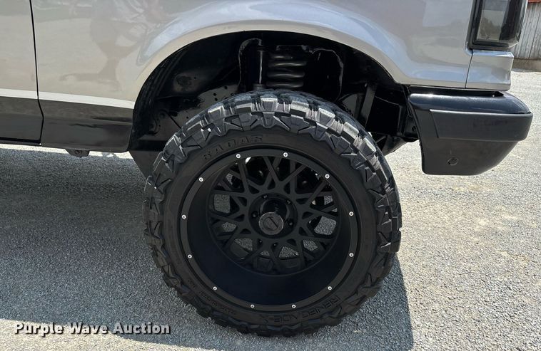 image for item DW7183 1988 Ford F150 XLT pickup truck