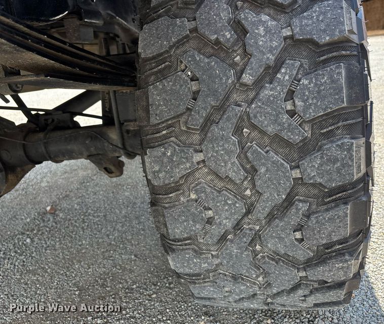 image for item DW7183 1988 Ford F150 XLT pickup truck