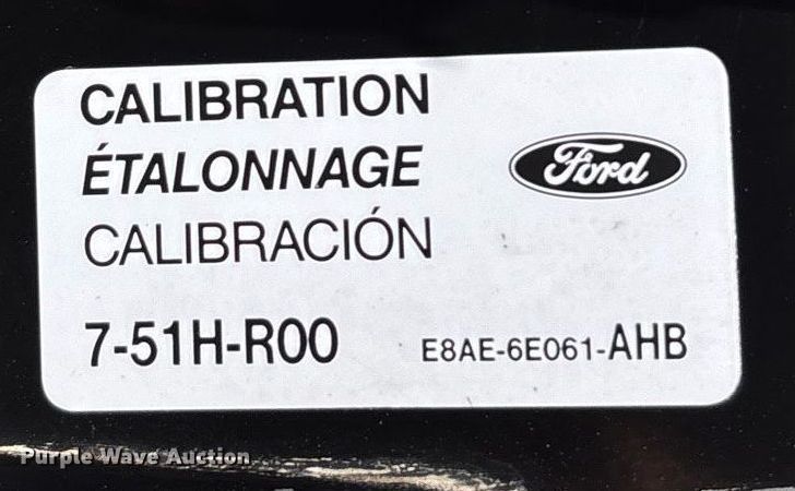 image for item DW7183 1988 Ford F150 XLT pickup truck