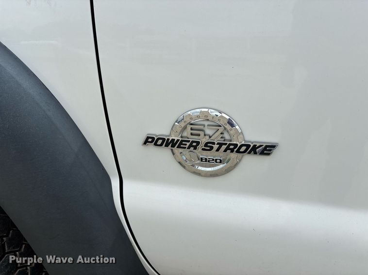 image for item DW7198 2012 Ford F550 XL flatbed truck