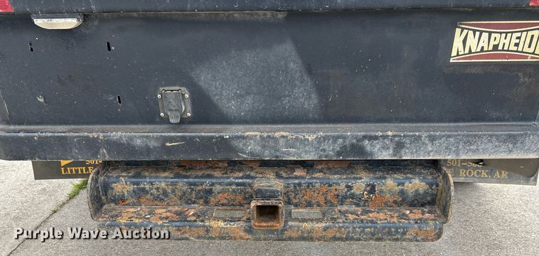 image for item DW7198 2012 Ford F550 XL flatbed truck